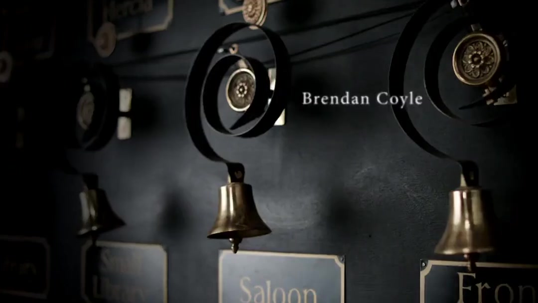 唐顿庄园s01e02之后的片头曲