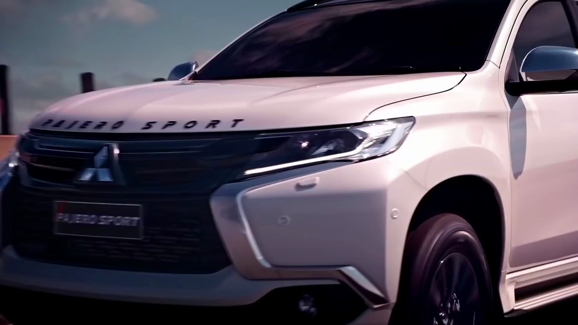 三菱帕杰罗劲畅2021款亚洲版本泰国广告泰国做广告一向是高水准国内