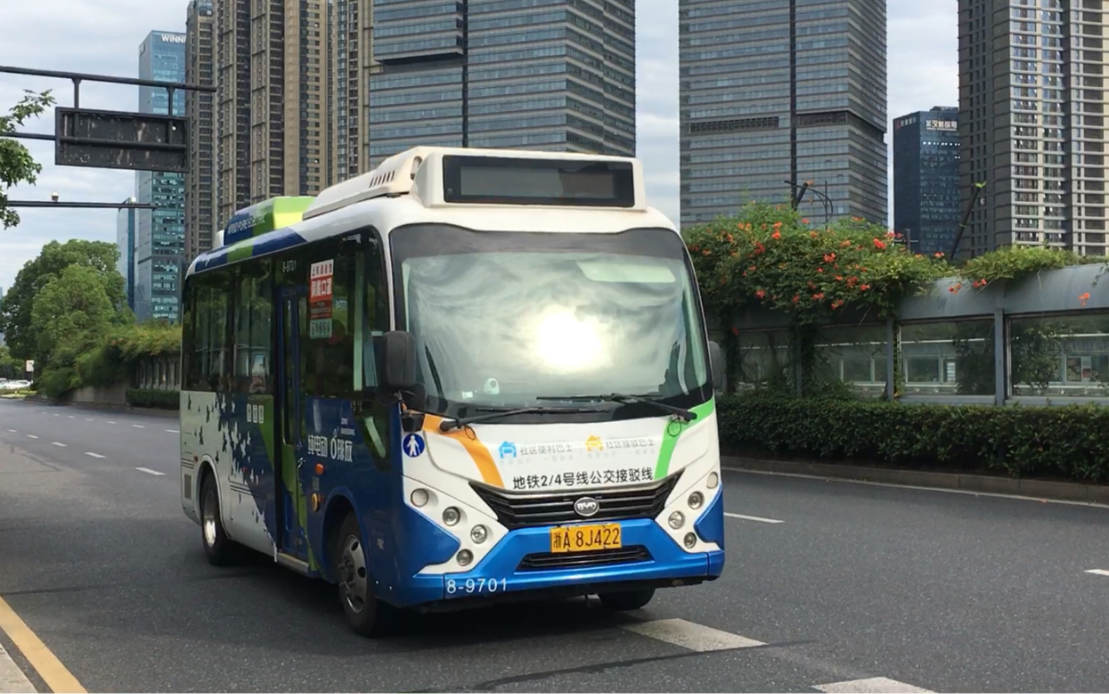 【杭州公交】byd k6 1604m路 8-9701即將離我們而去的天然氣客車