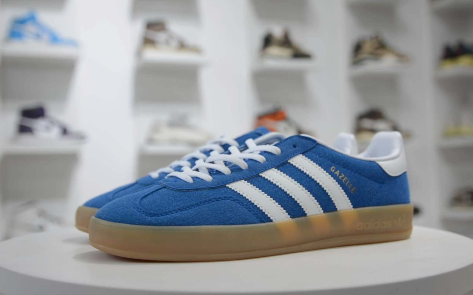 「潮流实拍」adidas originals gazelle indoor hq8717 三叶草复古