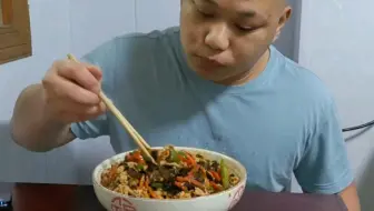 鱼香肉丝炒失败了，麦也没声音，今天真的是无声干饭人