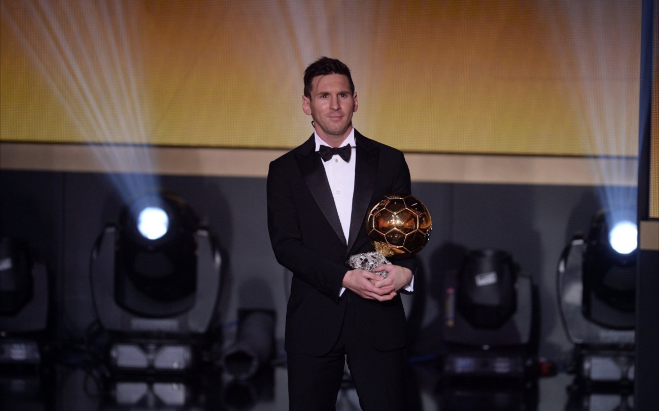 没有悬念梅西荣膺2019年金球奖6夺荣耀超c罗成历史第一人