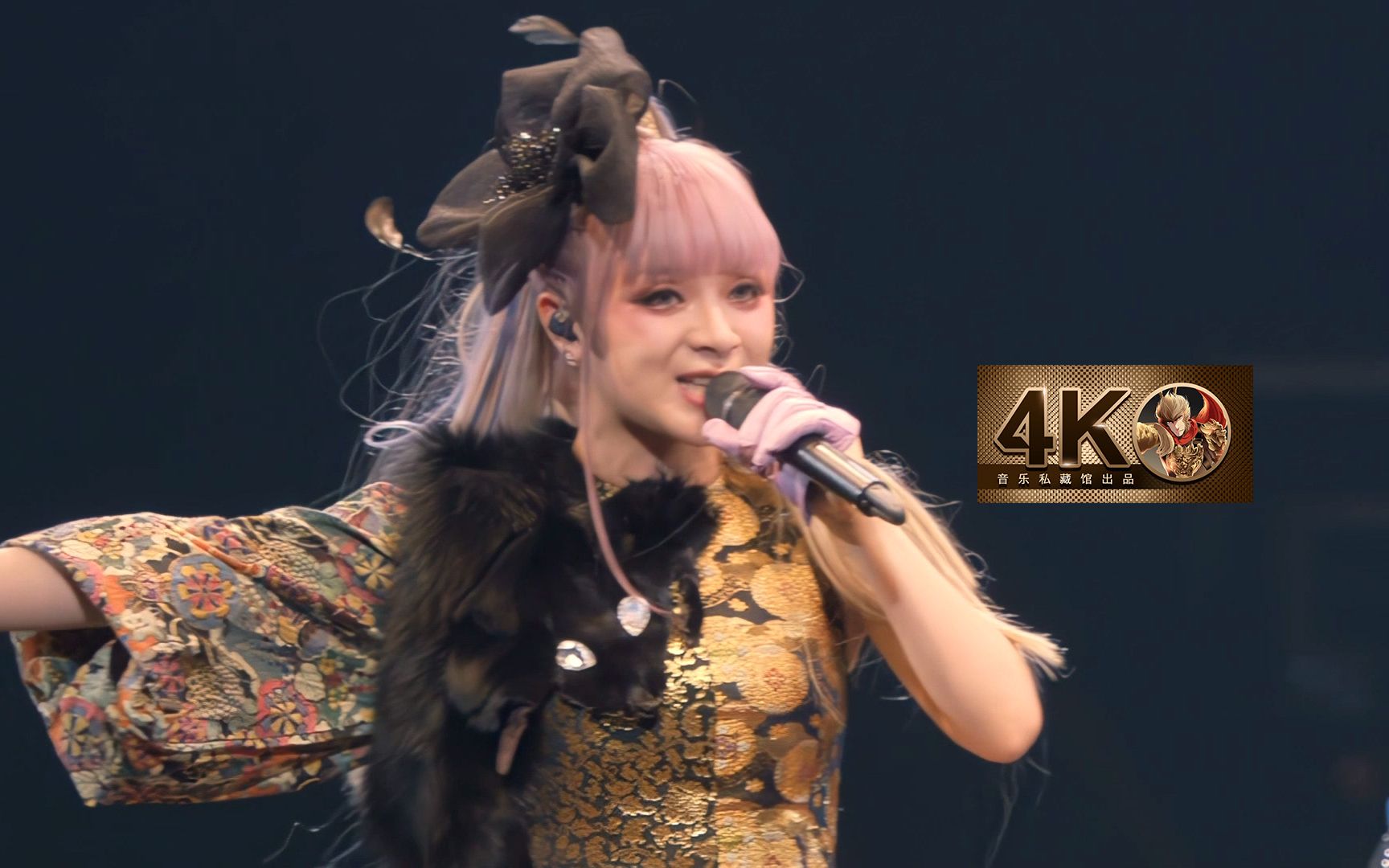 [图]【4K60FPS】GARNiDELiA《极乐净土》经典现场！那个女人回来了！