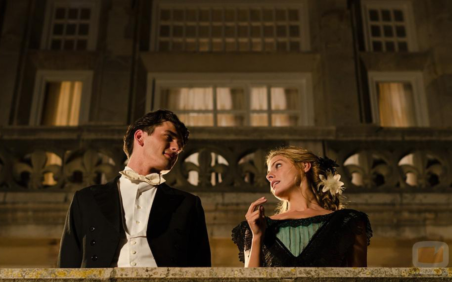 【浮华饭店】值得所有美好的alicia_哔哩哔哩 (゜-゜)つロ 干杯~-bili