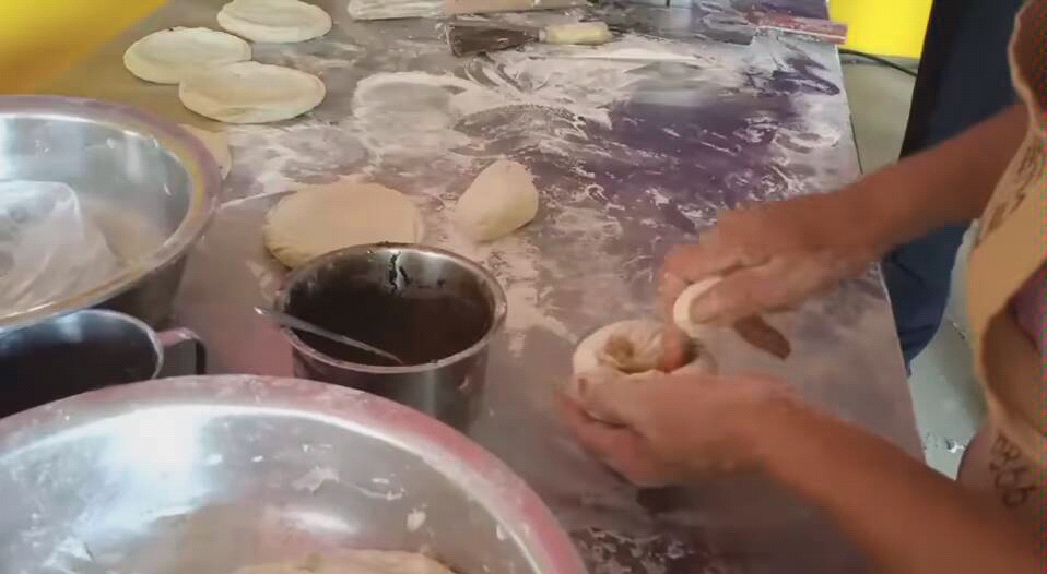 烧饼制作,转炉烧饼机视频,自动烤饼机,燃气烧饼炉哔哩哔哩bilibili