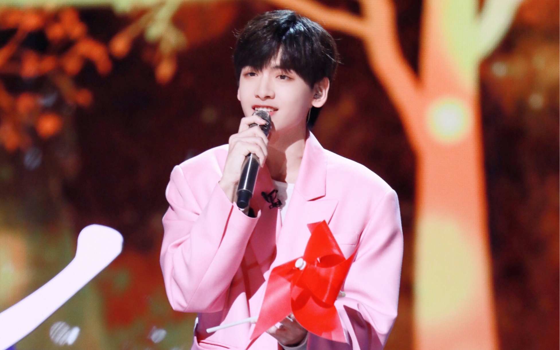 【创造营2019】【翟潇闻】【儿时】公演直拍