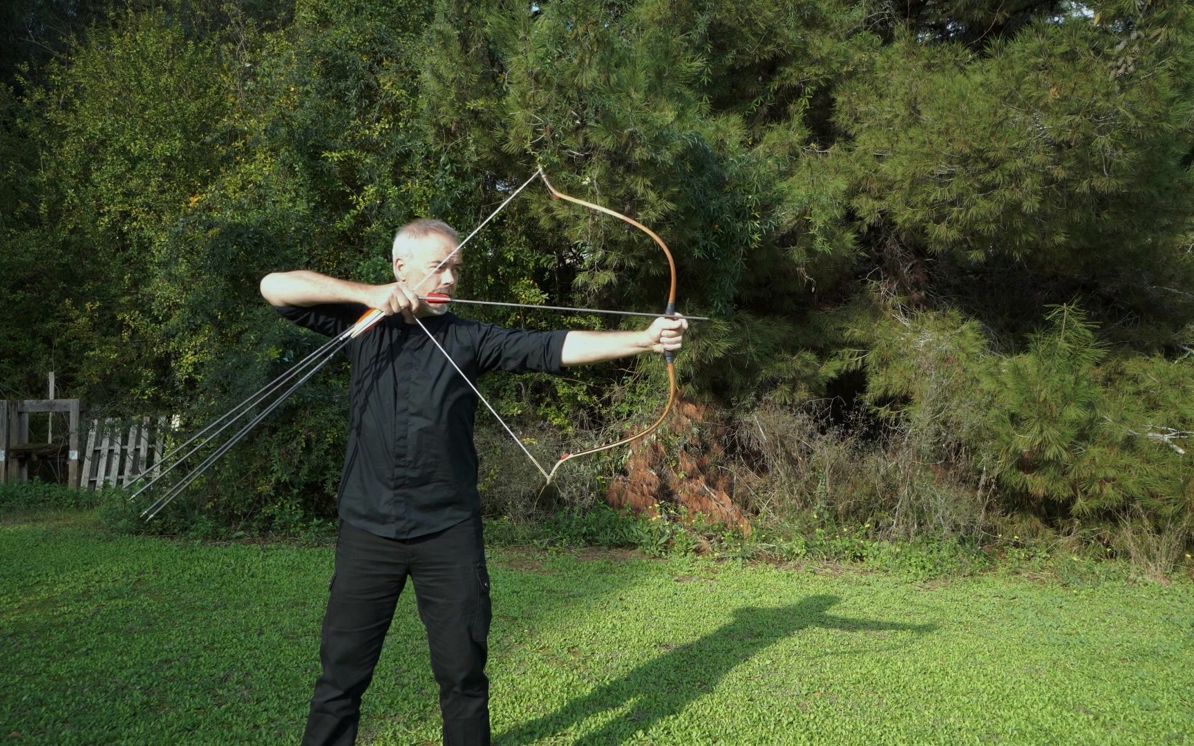 【弓圈-传统】马耳他大叔介绍一把高品质韩弓_哔哩哔哩_bilibili