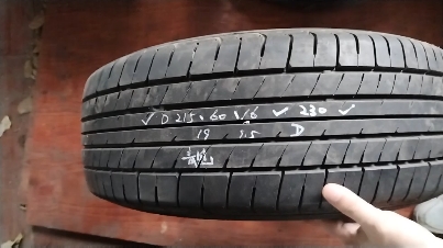 二手邓禄普轮胎215/60R16 95H SP SPORT 230哔哩哔哩bilibili