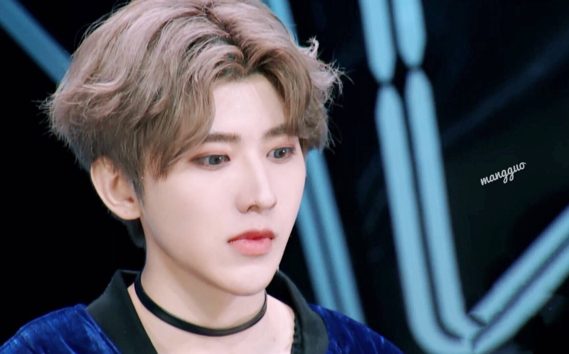 蔡徐坤 蔡pd 偶像练习生登顶之路 燃向