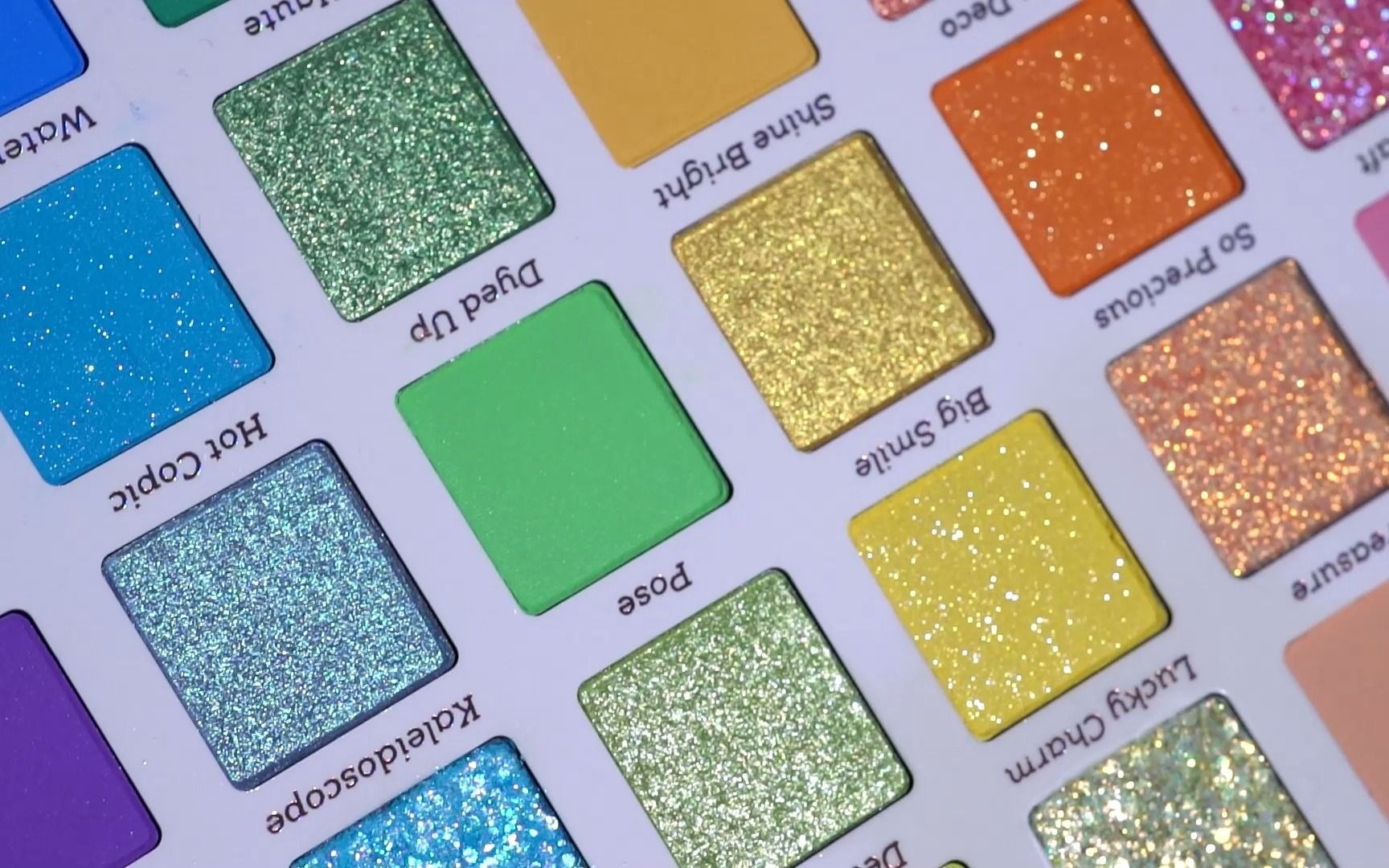 fumcolourpop卡拉泡泡fadeintohue30色彩虹眼影盘