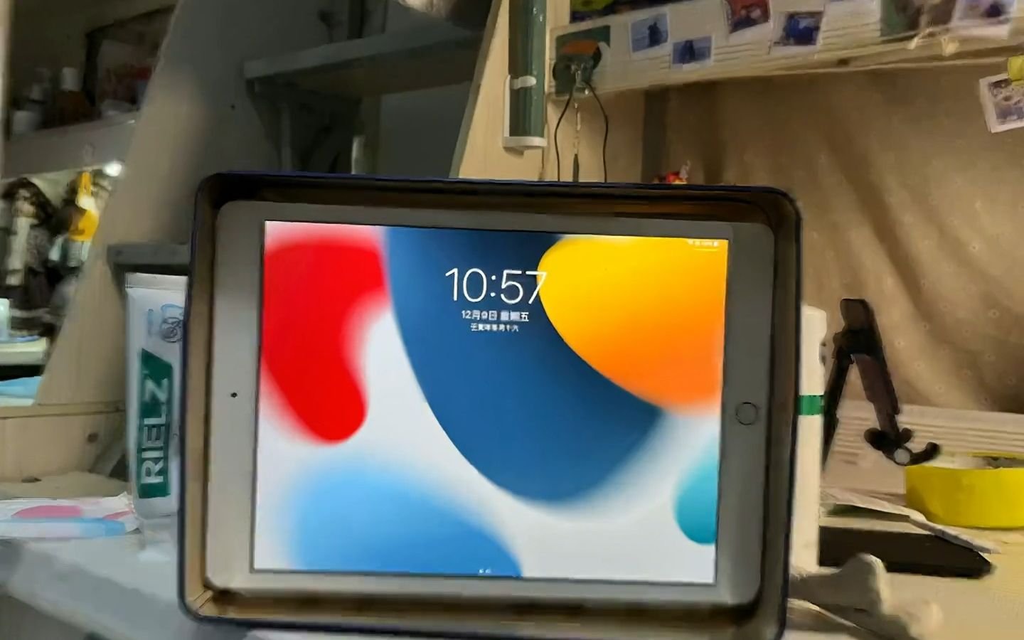 我有一个朋友把ipad卡进电视机里面了怎么办哔哩哔哩bilibili