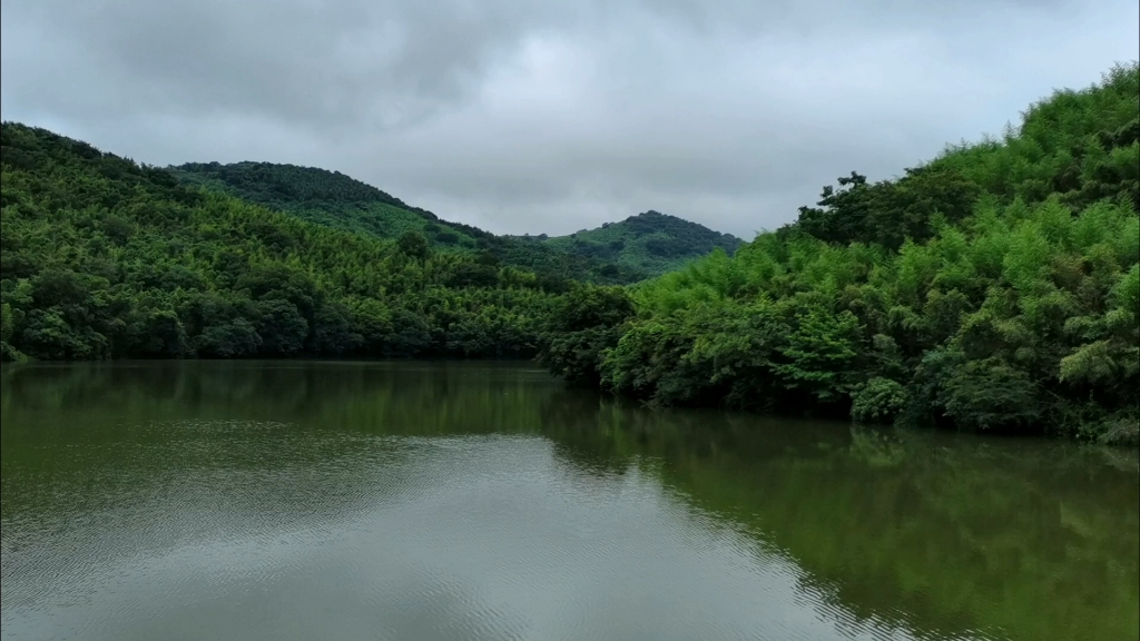 平桥石坝真好康,真壮观
