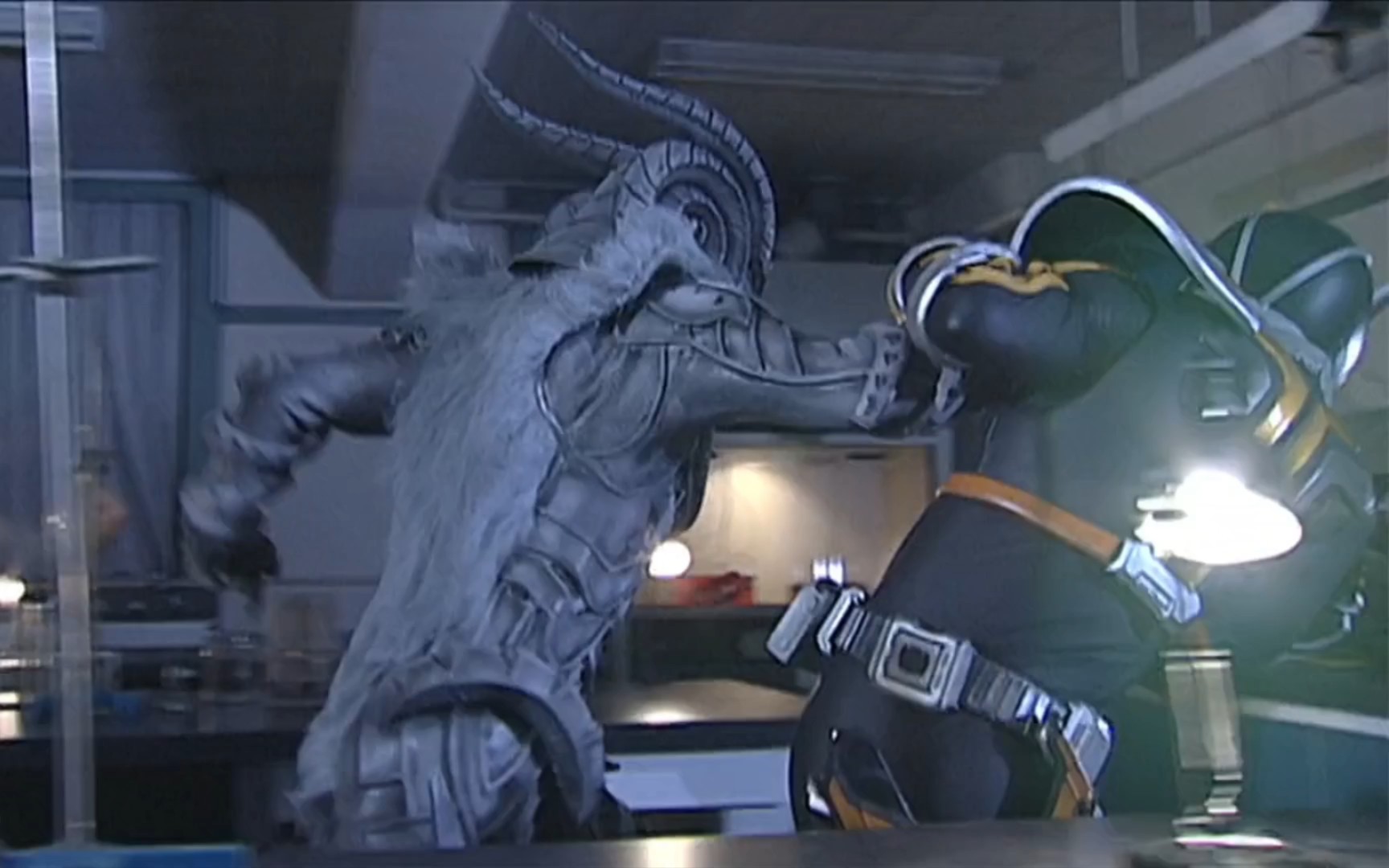 神秘的山羊奥菲以诺#假面骑士555第二十五集战斗篇