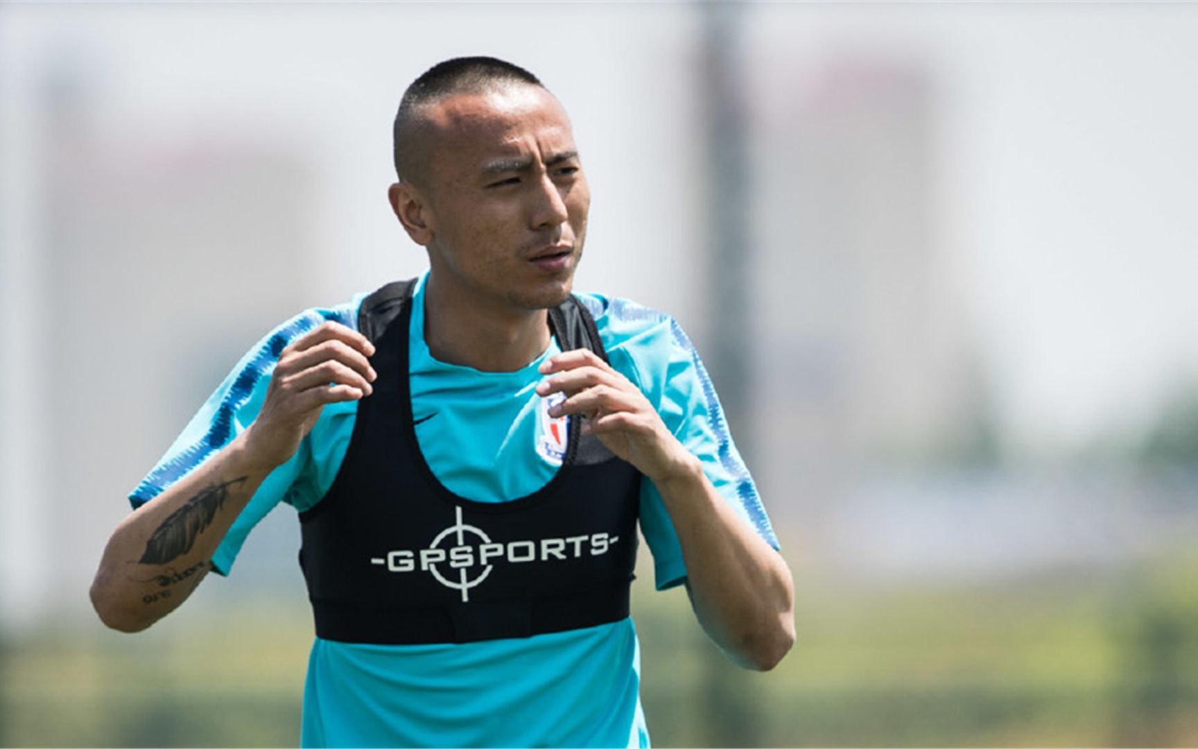 毛剑卿直播发表不当言论,申花官方:即日起对毛剑卿停职