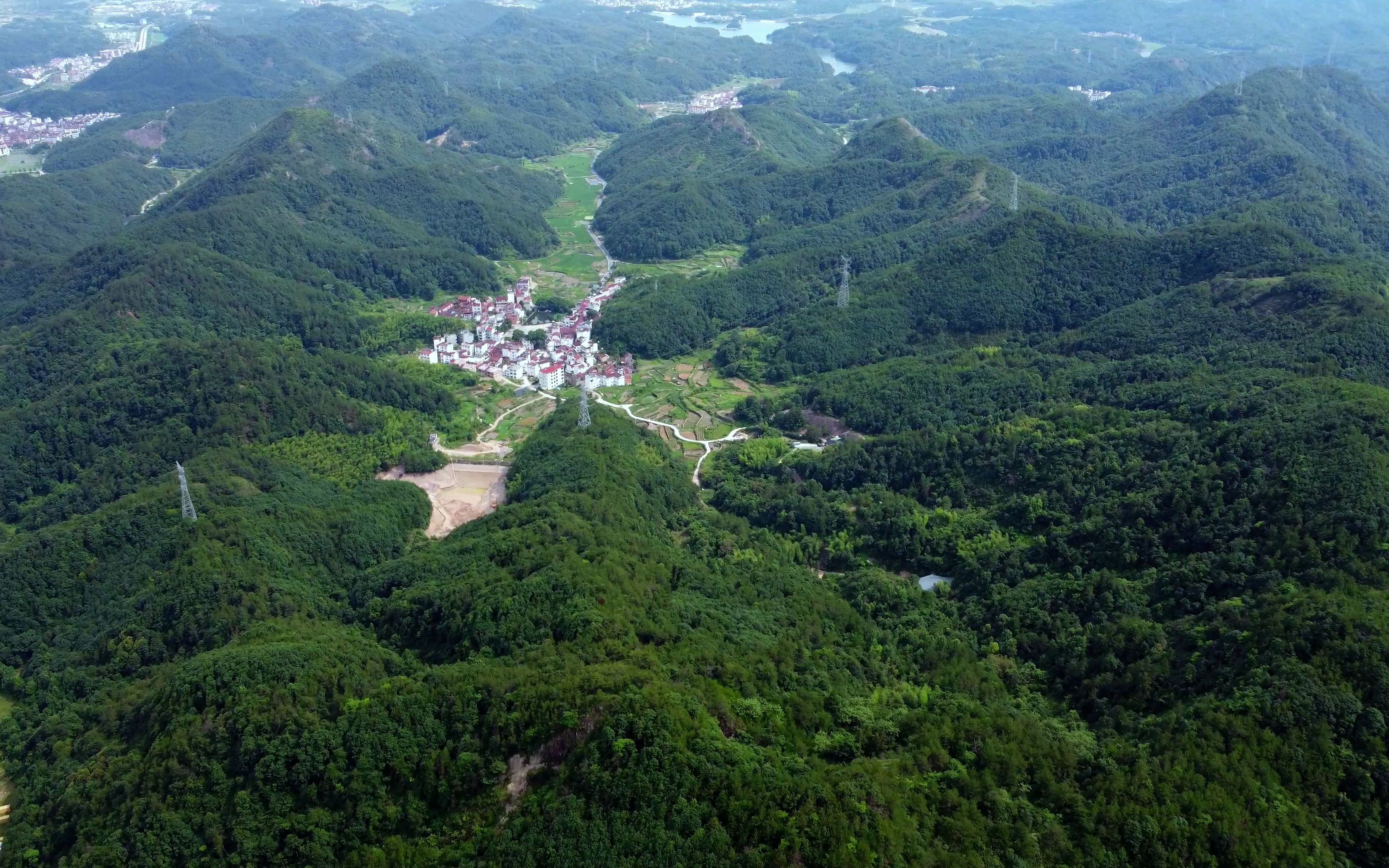 航拍浙江农村风景,山清水秀,景色宜人,山水相间,风景秀丽_哔哩哔哩