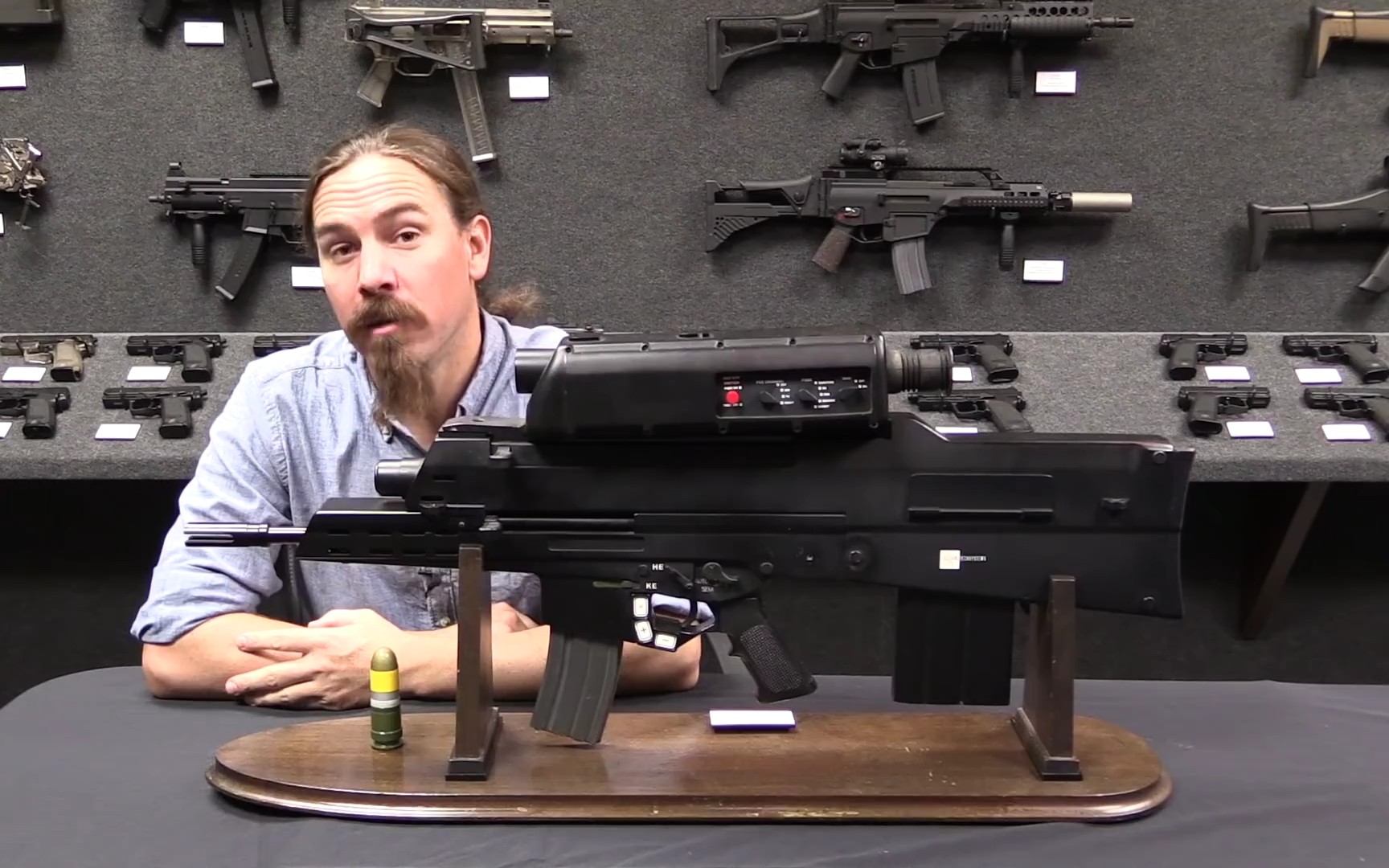 枪械解说xm29oicw模型美军装备多功能整合式武器榴弹发射器火控系统