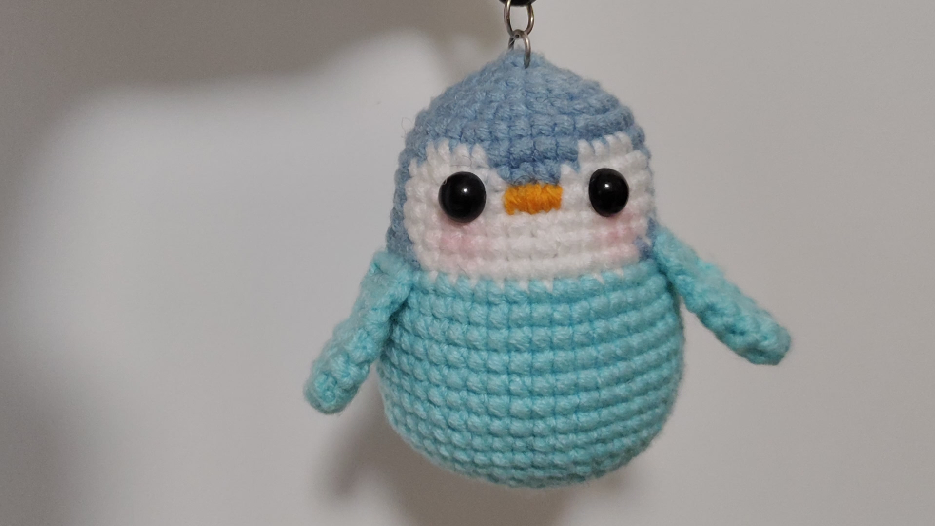 毛线编织萌萌企鹅宝宝