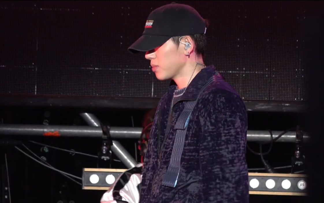 zico新曲真的太好听了alldayout公演现场新曲human4k高清直拍