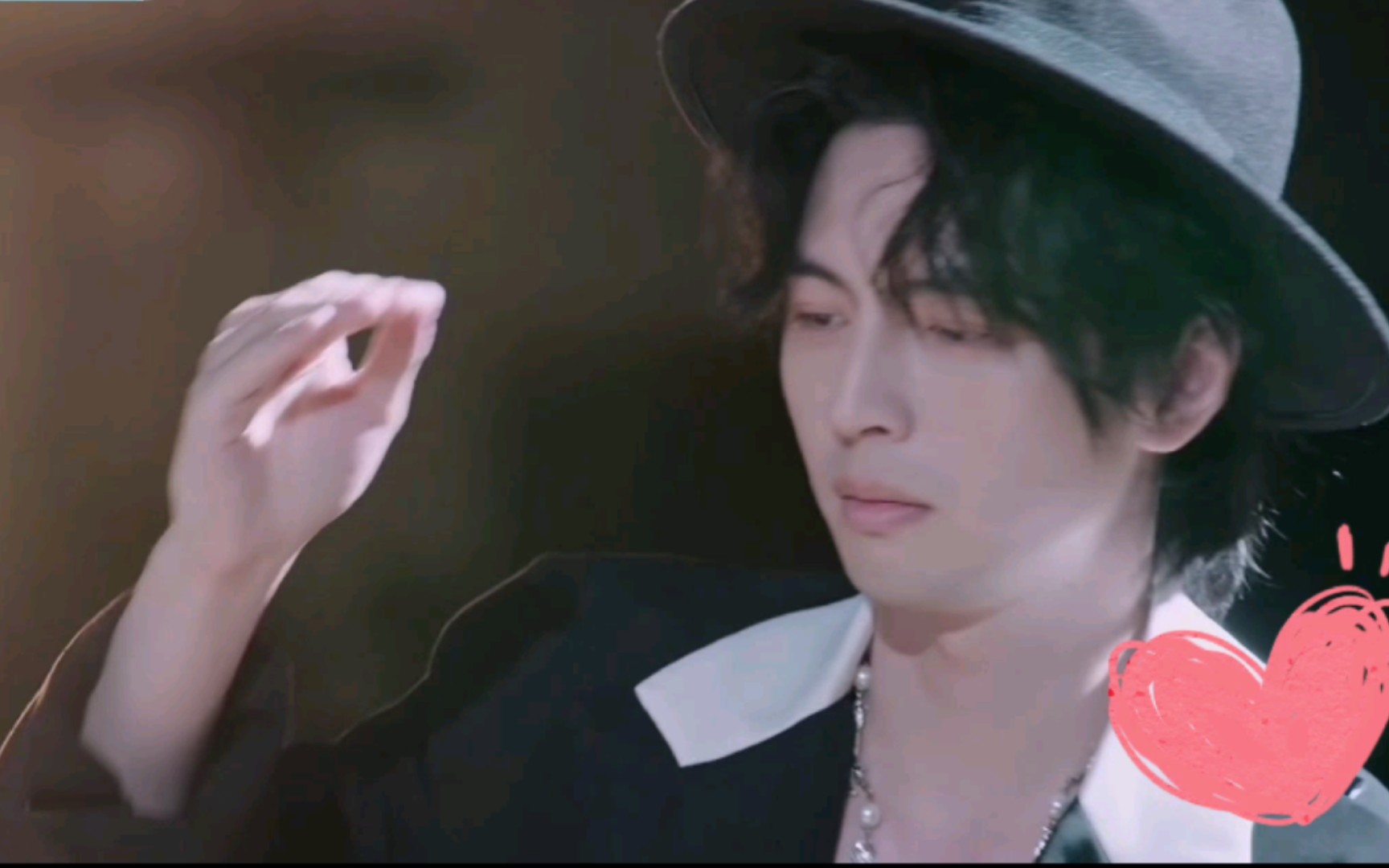 蒲熠星 | 让我们看看传说中阿蒲练习了四年的舞蹈🐶