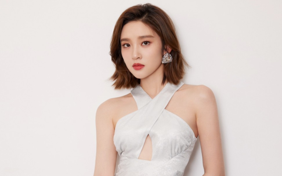 女明星 #唐艺昕 当然是嗑大美女啦