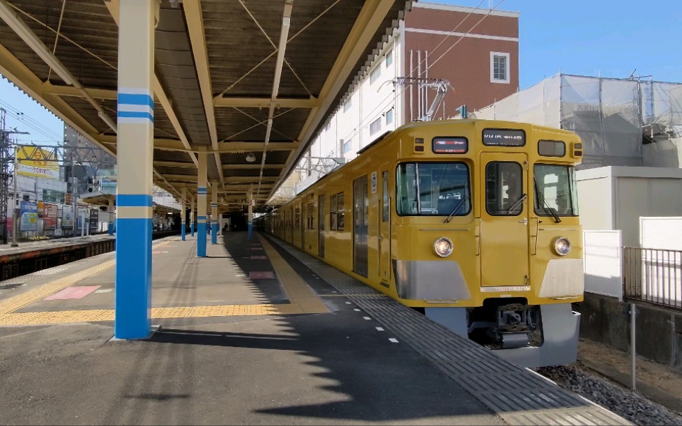 旧2000系28の连结西武新宿线2000系2417f2007f急行西武新宿行き田无駅