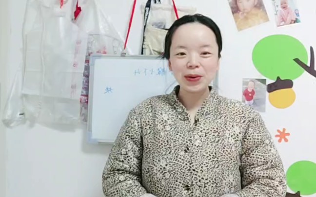 [图]小猴子下山试讲，小学语文教资面试，一下，联系插图，复述课文（小猴子看见了……就……然后……）谈一谈最后为什么小猴子什么也没有得到