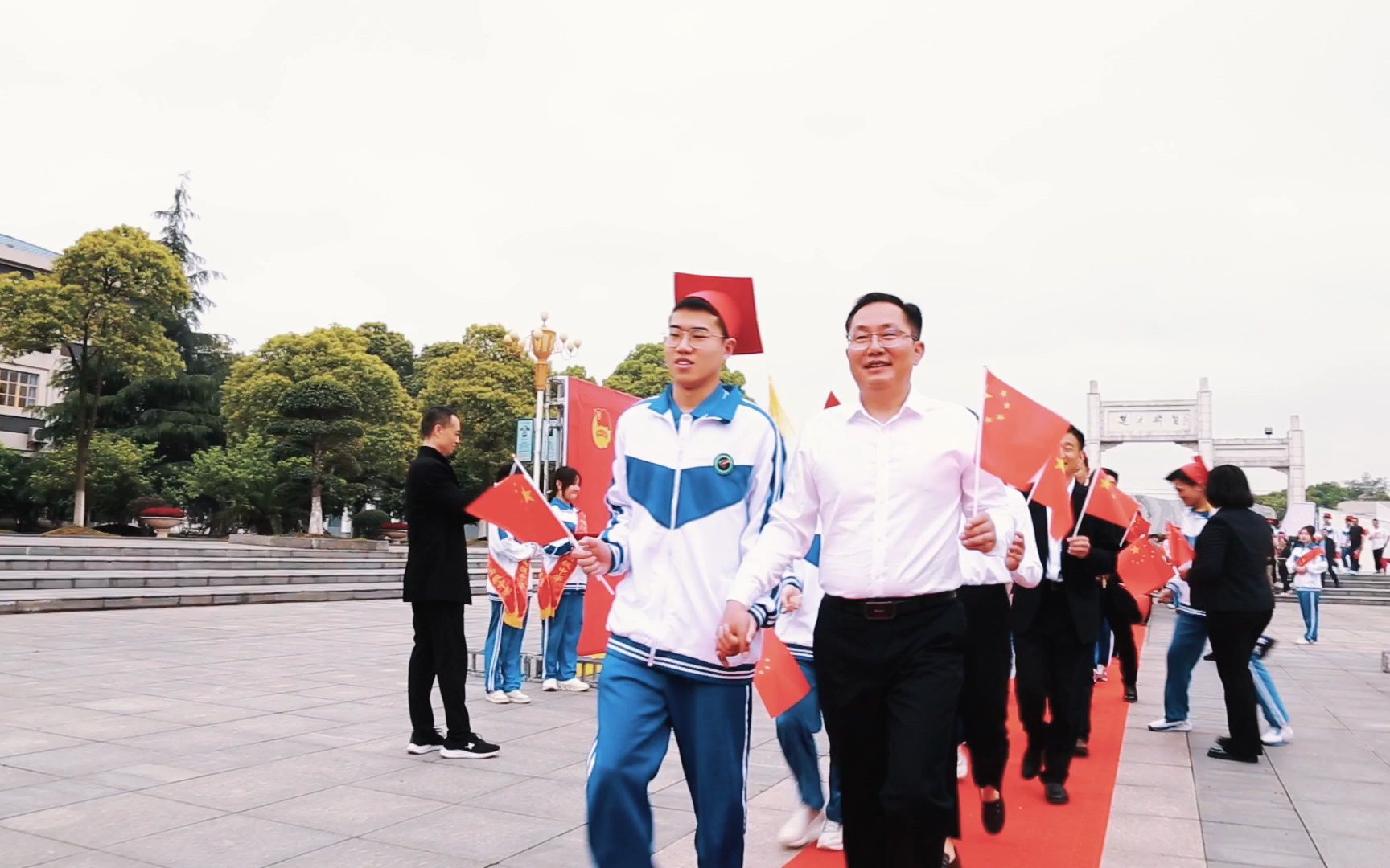 枝江一中2023届五四成人礼