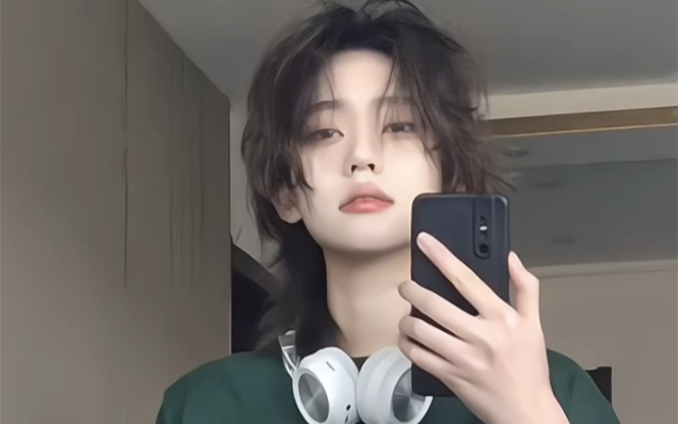 不一定斩男但一定斩女的狼尾鲻鱼头