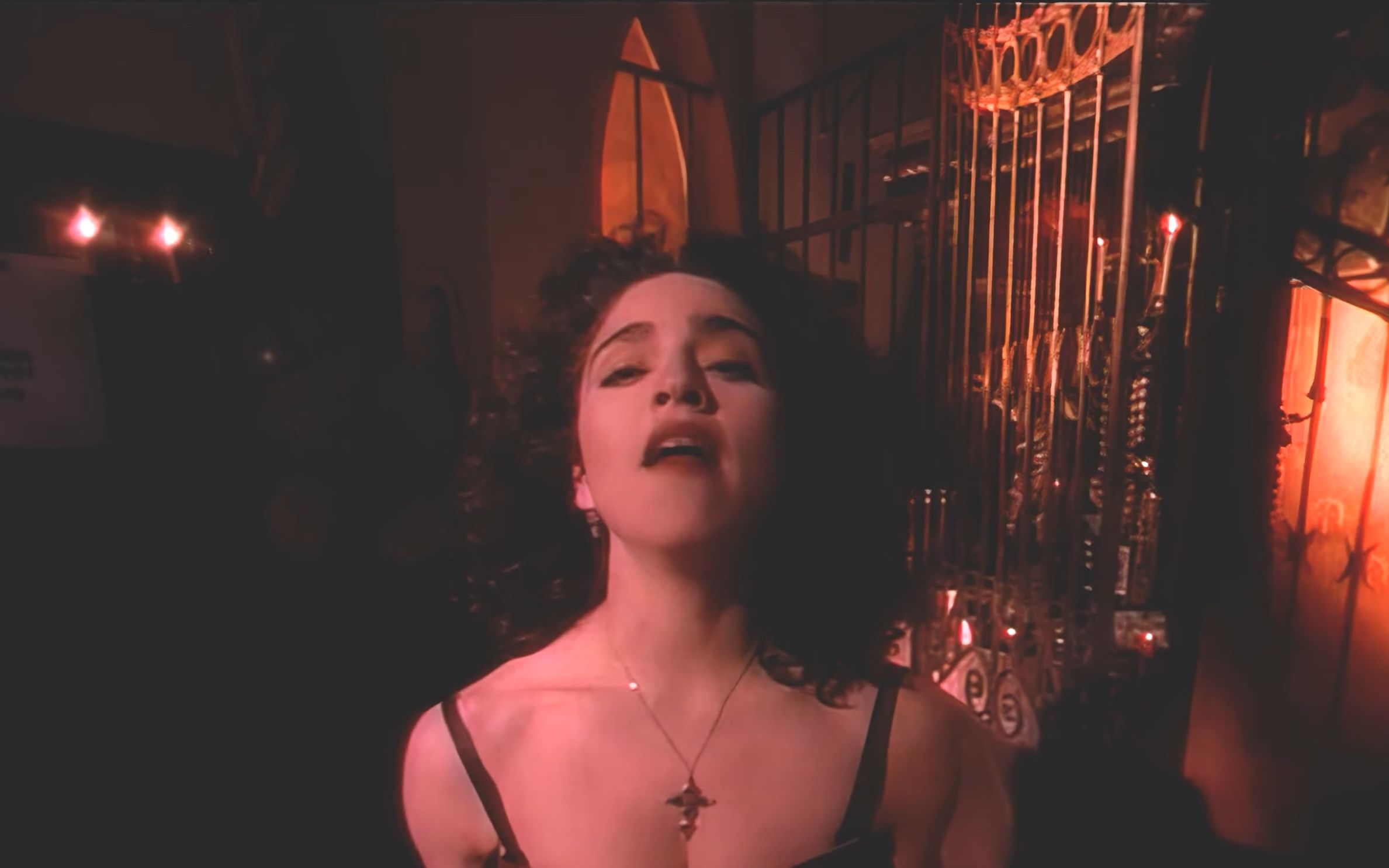 [图]4K修复 麦当娜 职业生涯转折点《宛如祈祷者》Like a Prayer（1989）Madonna