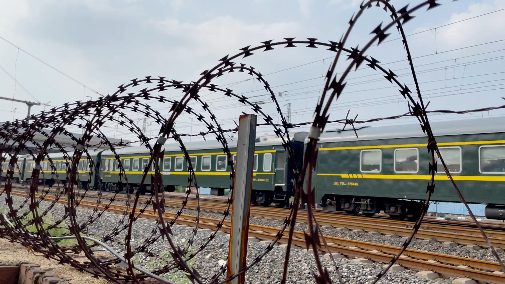 【列车回送】废弃机位拍k552次无火回送 销魂撞轨_哔哩哔哩_bilibili