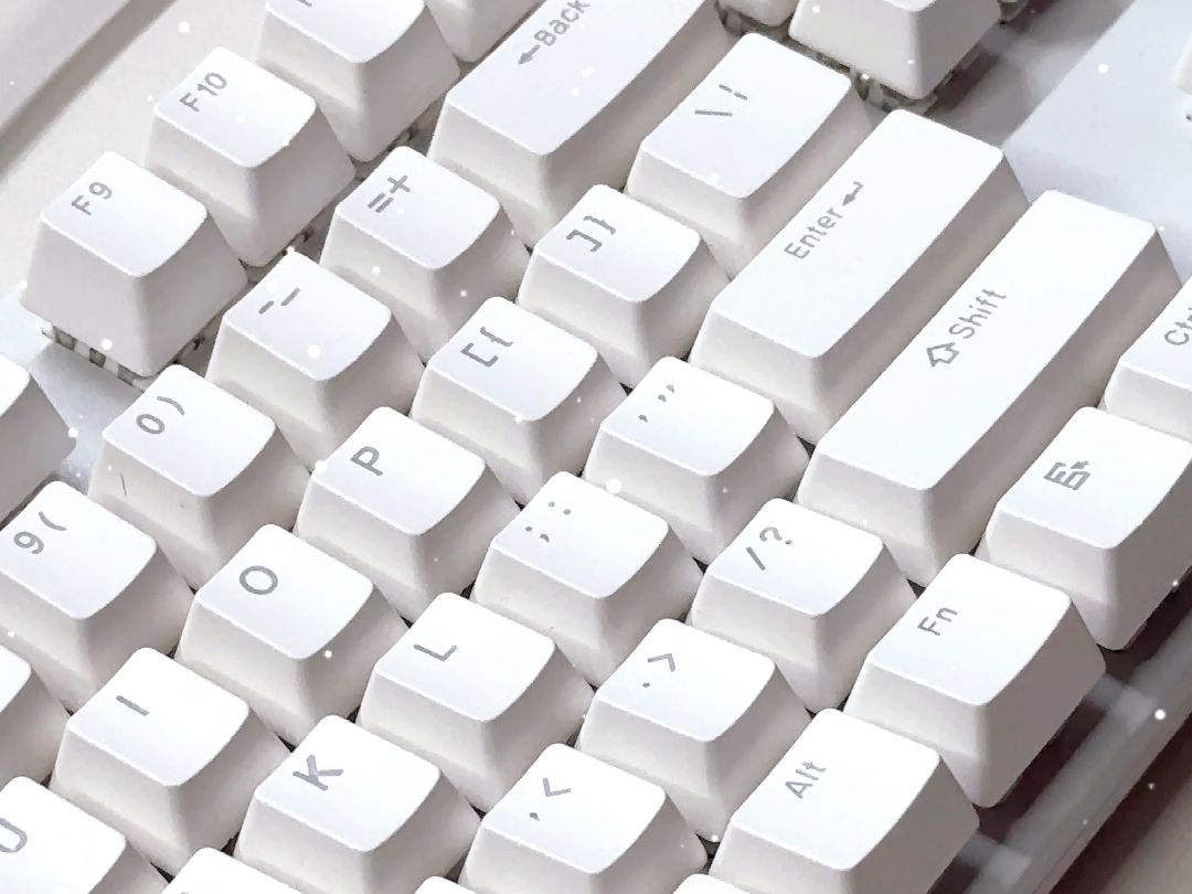 冷冬就应该用奶白奶白的键盘,这款tk930的白色背光永远看不腻