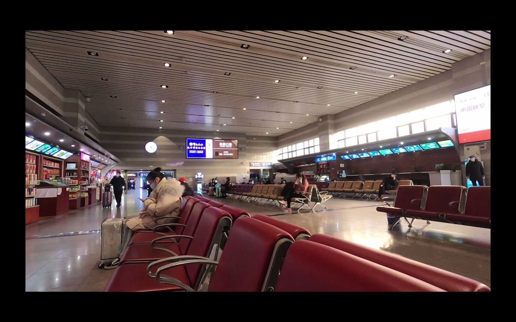疫情期间,河北保定车站,石家庄车站 站台实拍