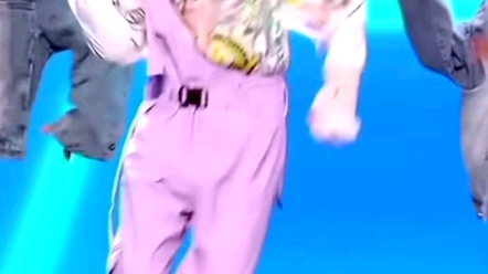 "从戒指到婚纱再到纽扣这就是属于马嘉祺的浪漫"