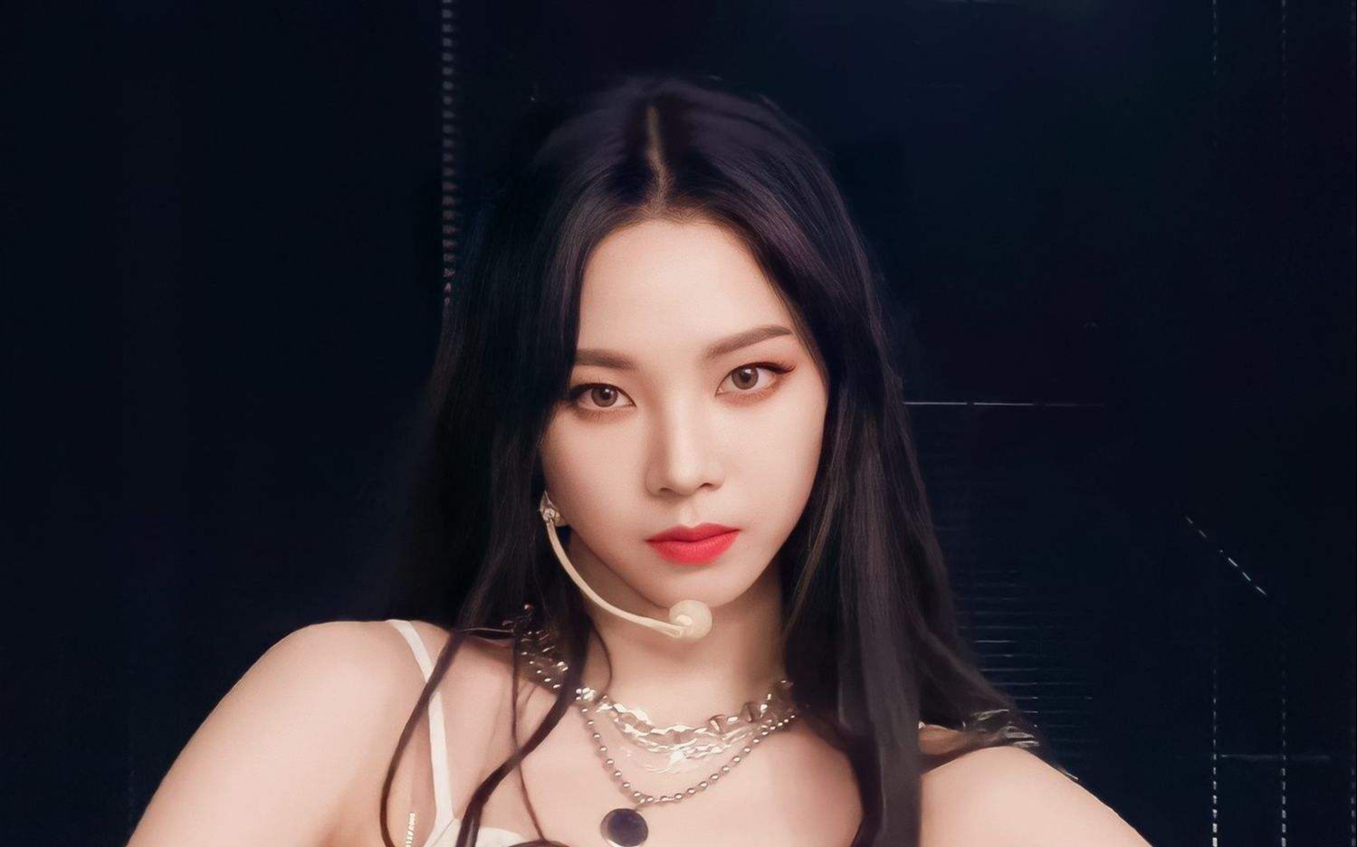 人间aikarina辣妹ningningaespablackmamba直拍