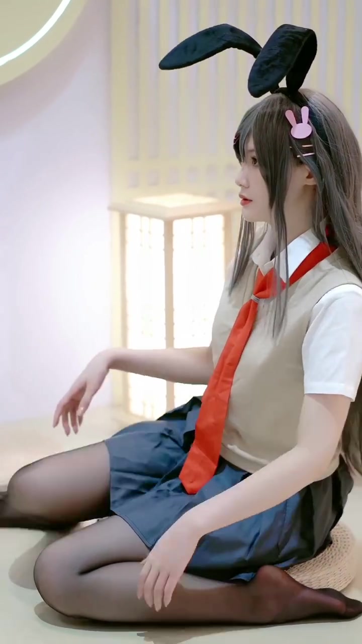 穿jk的麻衣学姐你喜欢吗