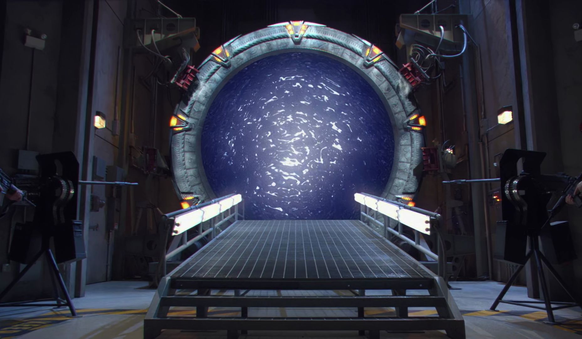 星际之门 星门指挥室里的星门第一次激活