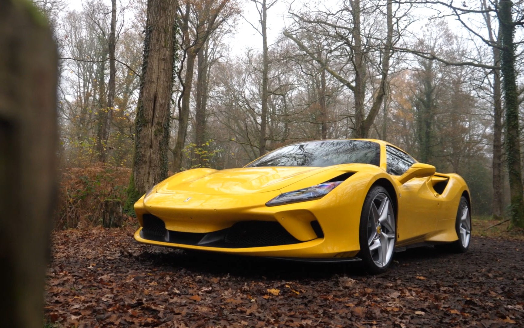 别人的圣诞礼物 - 法拉利f8 spider