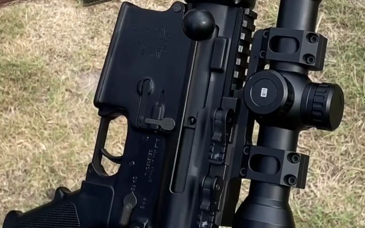 你是否想得到侧面充电柄的ar10? 民间改装ar10.