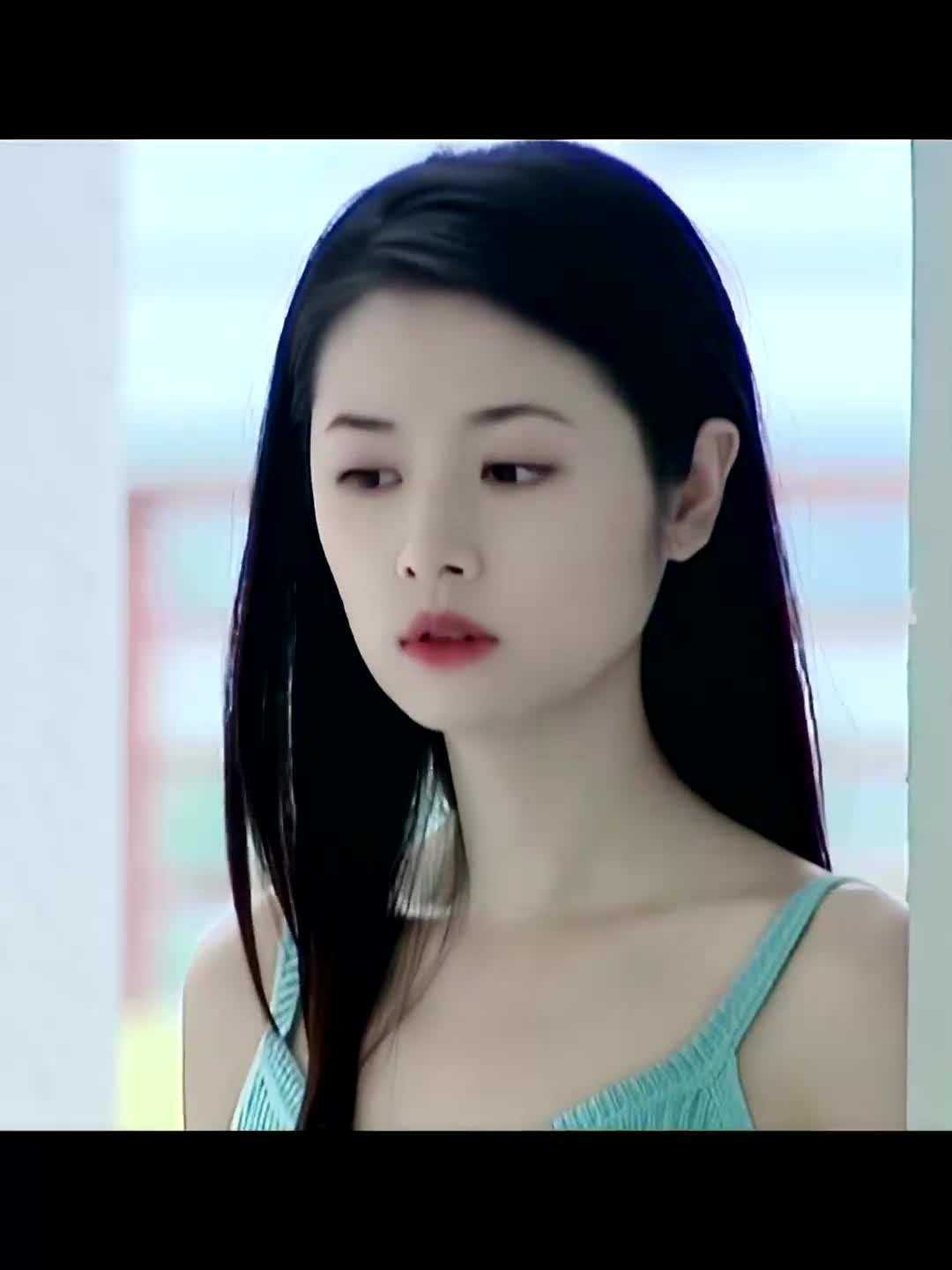 谁能抵抗的了林心如的黑长直,真的好温柔好清纯,眼睛也永远亮晶晶,真