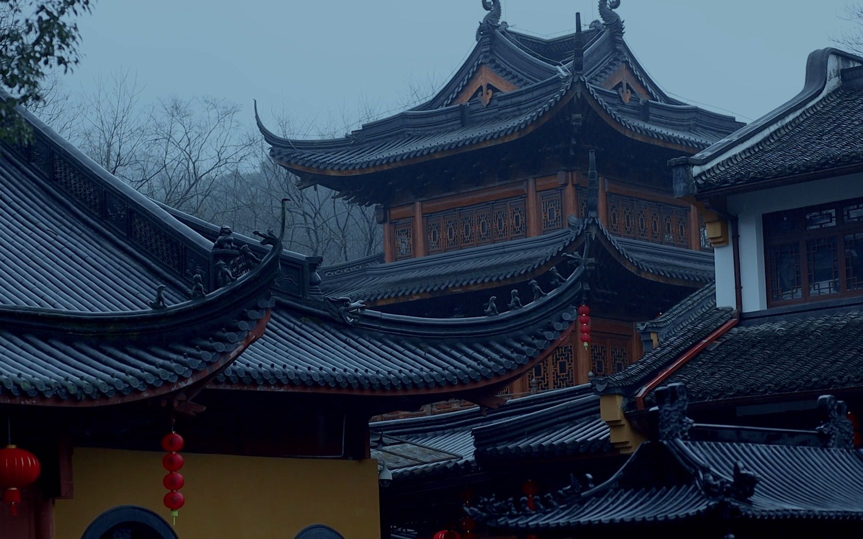 [图]【白噪音】杭州法镜寺 I 钟声 木鱼声 雨声 I 一小时助眠雨声 木鱼声 静心 冥想 学习陪伴