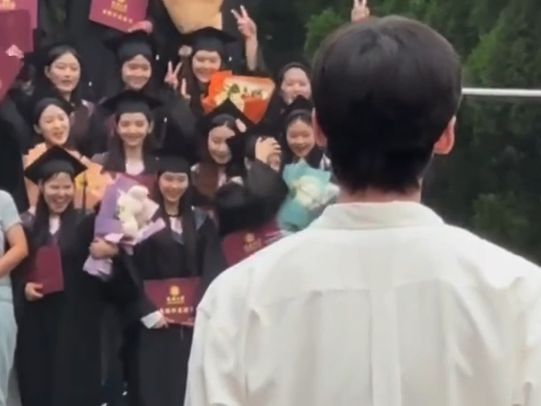 他们差一点也是校园剧男女主了…【难哄 | 白敬亭x章若楠】