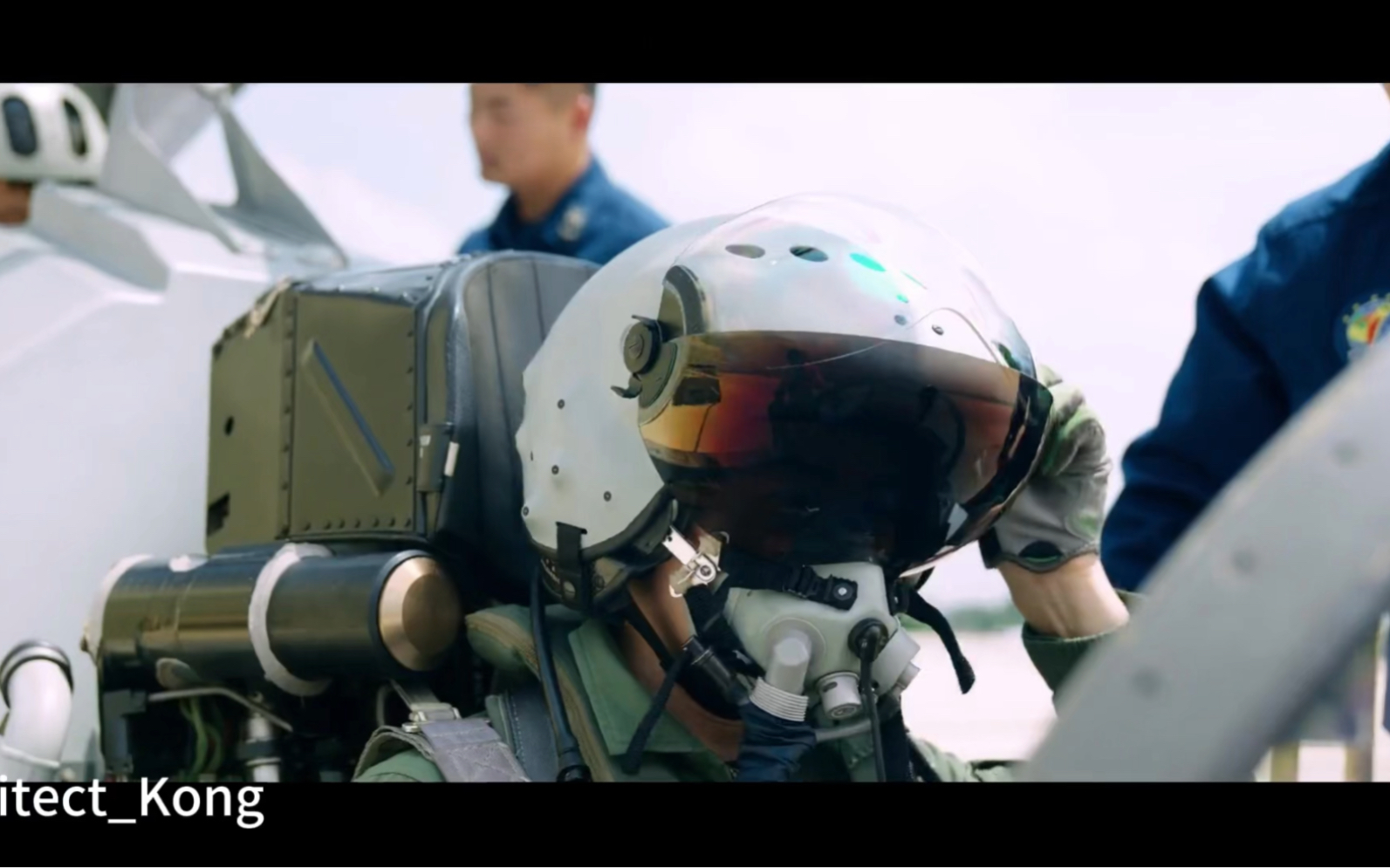 歼16战斗机飞行员的头盔显示/瞄准