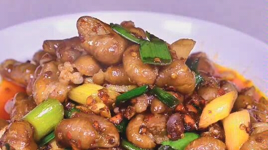 好吃不腻的宫保肥肠,好诱人哦