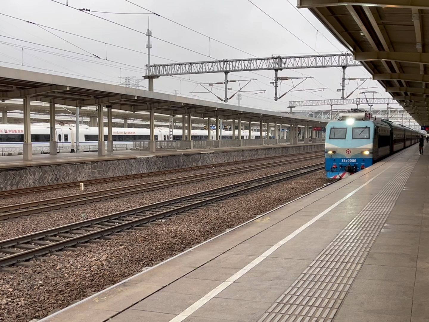 【春运临客】k5837次 徐州-衢州 诸暨站停车