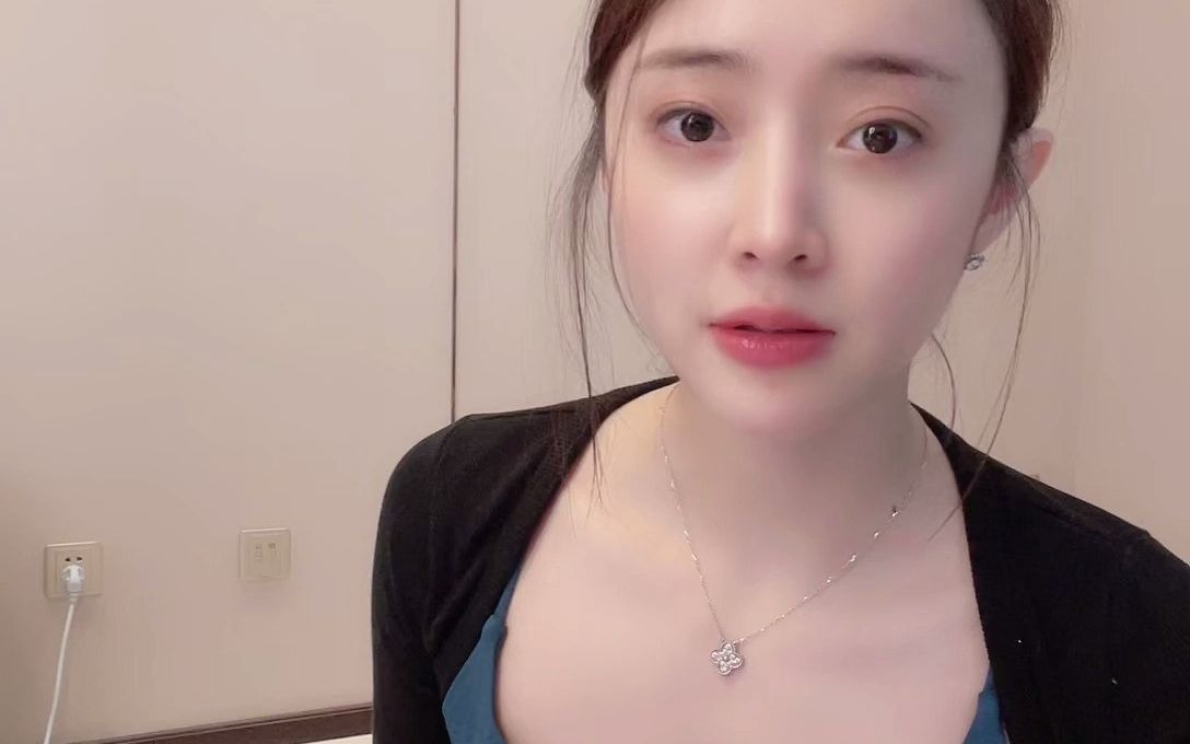 【dy】梦娜55形体瑜伽 20211212 直播回放 第一场