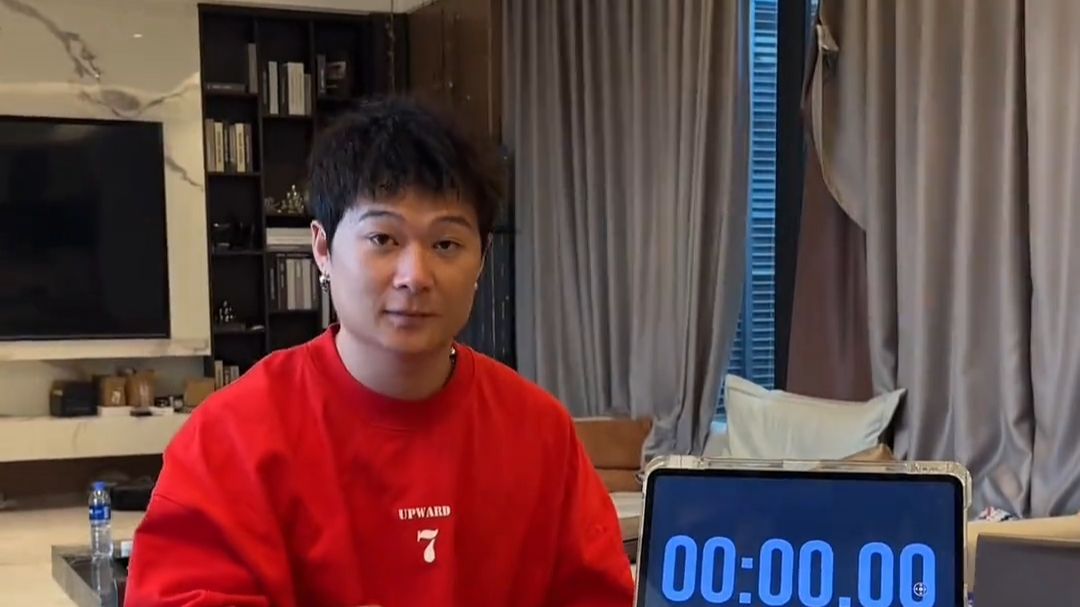 江的嘴啊比平板都硬