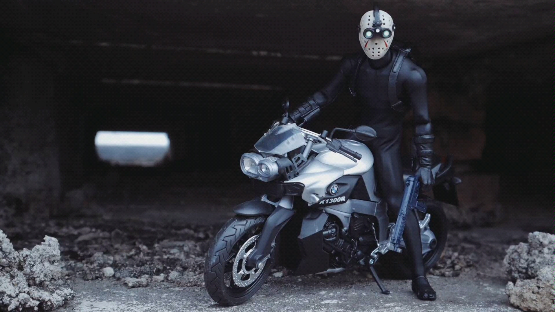 玩具摄影-mezco《极速神偷-德伯力克》_哔哩哔哩 (゜-゜)つロ 干杯