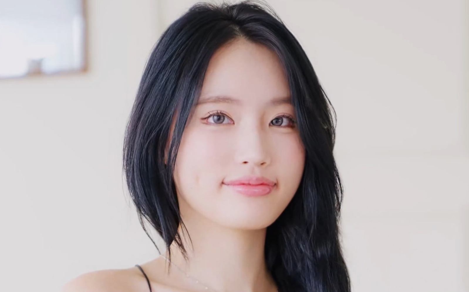 【yoonseorin】派对战衣 性感黑色吊带连衣裙 服饰穿