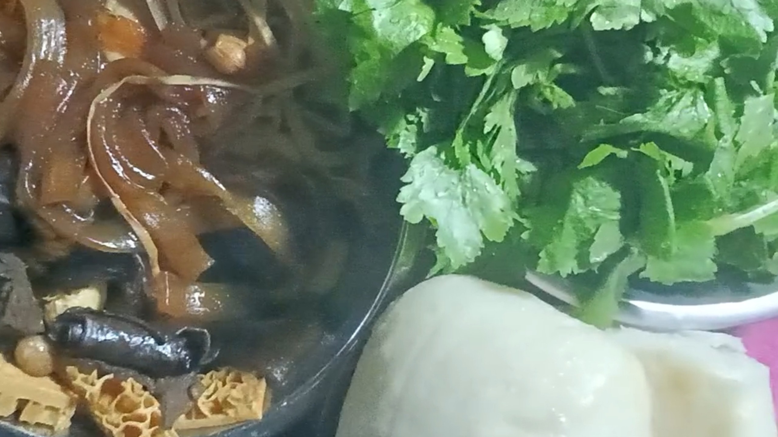 油炸菠菜鸡蛋月饼