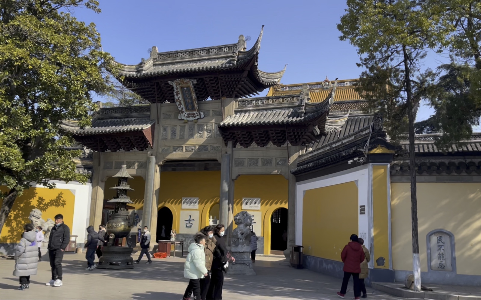[图]实拍，江苏镇江的金山寺，变成这个样子了，不是亲眼所见不敢相信